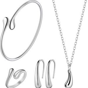 Teardrop Shaped Jewelry Set